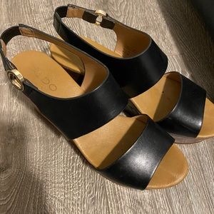 ALDO WEDGE SANDALS